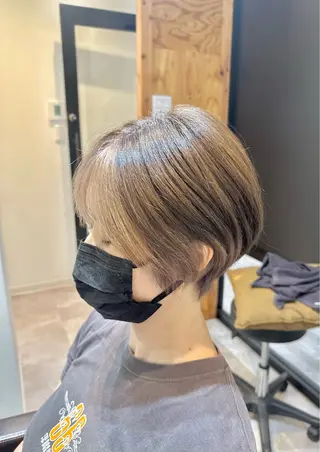 ショート カラー ⭐️小顔ショート⭐️ 大鷲拓海のヘアスタイル