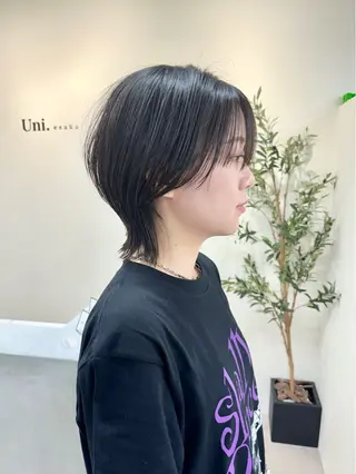 ショート レイヤー×縮毛矯正 深見 拓のヘアスタイル