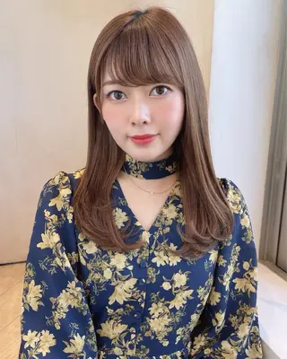 セミロング パーマ モテ髪×トレンド💕 小顔レイヤー 金井のヘアスタイル