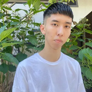 メンズ 🌈圧倒的デザイン パーマ　関和希のヘアスタイル