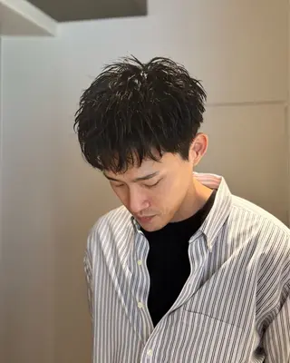 ショート パーマ メンズ スパイキーショート 大人パーマ 丸山のヘアスタイル