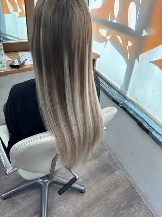 ロング KR2S北野田所属・艶カラー🫧/シール エクステRYOKAのヘアスタイル