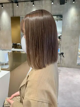 ミディアム カラー iLi所属・iLi 《イリ》のヘアスタイル