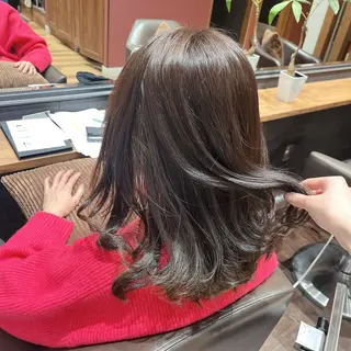 セミロング カラー 黒川 結希のヘアスタイル
