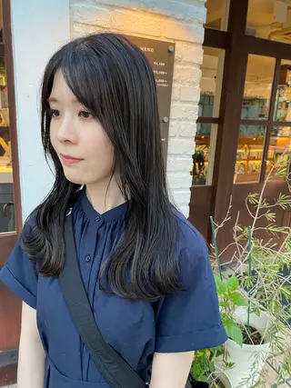 ロング カラー Oggi西新店所属・浦田真代 ／ショートのヘアスタイル