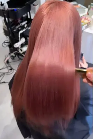 セミロング clomus所属・🩵ブリーチ矯正 HIDE🩵のヘアスタイル