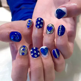 ネイル 新井 ひなののネイルデザイン