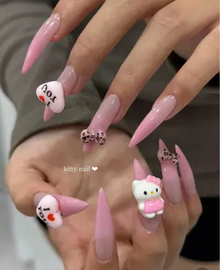 ネイル CoMo Nail Studio所属・CoMo Nailのネイルデザイン