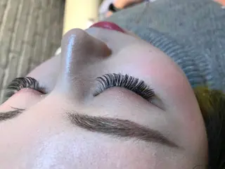 マツエク・マツパ 我妻 怜奈のマツエク・マツパデザイン