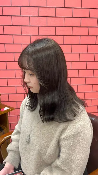 ミディアム カラー candy egg所属・𝑠𝑎𝑘𝑖 《久留米美容室》のヘアスタイル