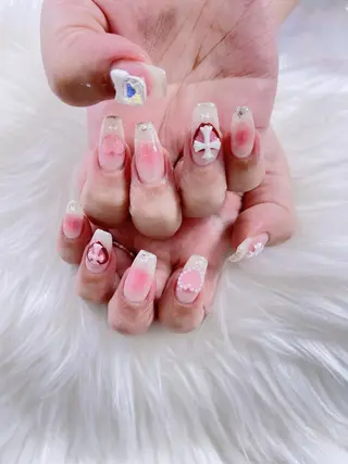 ネイル 菲菲ネイルサロン所属・FF フィフィネイルサロンのネイルデザイン