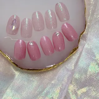 ネイル Kanon 🤍のネイルデザイン