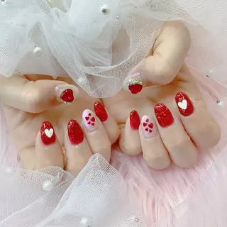 ネイル パーツ全部¥110 サロンミミのネイルデザイン