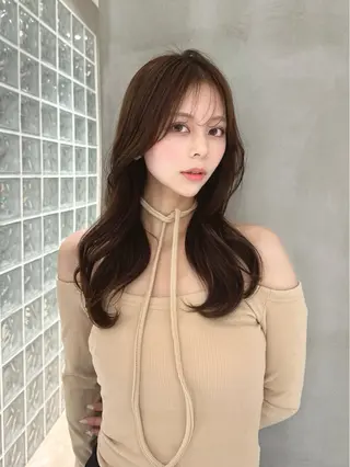 ロング カラー 前川薫子🌙艶カラー 🩶レイヤーカットのヘアスタイル