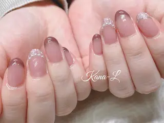 ネイル 芦辺 香奈のネイルデザイン