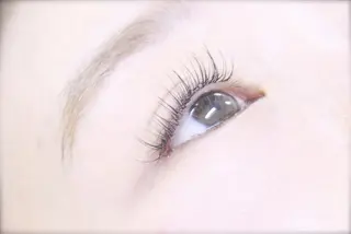 マツエク・マツパ s.i.m eyelash creation所属・鐵野 由香莉のマツエク・マツパデザイン