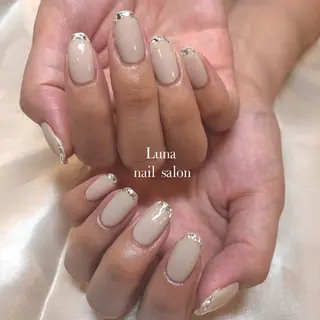 ネイル Silver Lunaのネイルデザイン