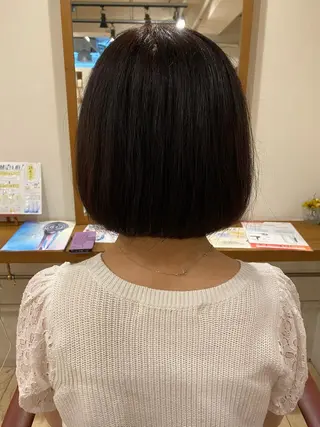 ミディアム 安澤 彩奈のヘアスタイル