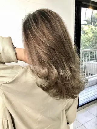 ロング カラー パーマ ヘアアレンジ メンズ キッズ ネイル マツエク・マツパ アイブロウ 韓国風×透明感カラー 髪質改善オタベシンヤのヘアスタイル