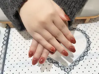 ネイル ネイルサロンairi所属・Z Sylviaのネイルデザイン