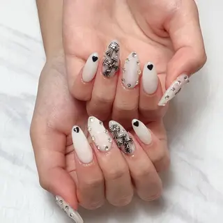 ネイル Nail Monsterのネイルデザイン