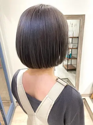 ショート カラー 🩰オリーブ/ ベージュ松本咲花🩰のヘアスタイル