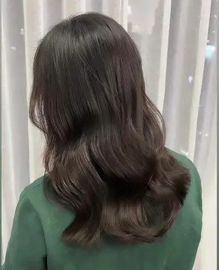 ロング カラー THESALONS所属・🤍ブリーチカラー /寄田龍樹🤍のヘアスタイル