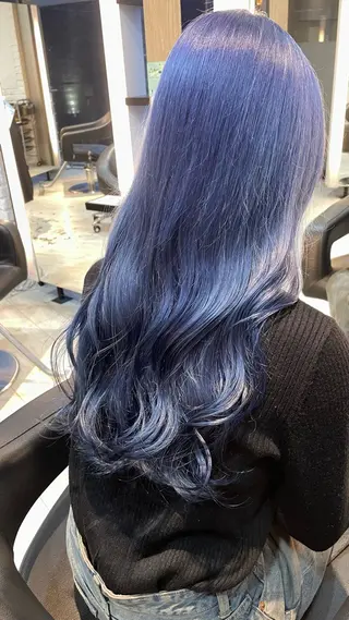 ロング カラー ブリーチ/髪質改善/ ハイトーン/暖色のヘアスタイル