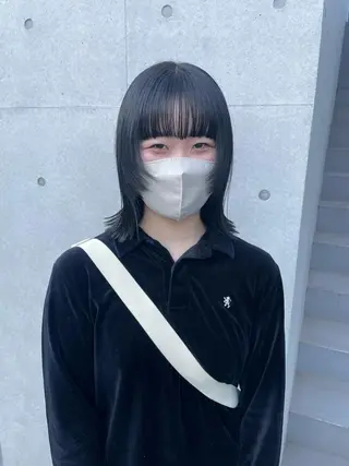 ミディアム カラー 佐伯 和佳のヘアスタイル