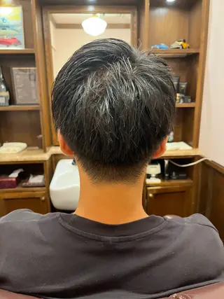 ショート メンズ 山村 翔馬のヘアスタイル