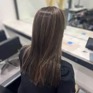 ロング カラー Dia ‎ アキヨシ ミユのヘアスタイル