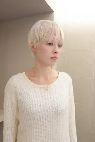 ショート yiye   神宮前所属・manami /暖色 /カットモデル募集のヘアスタイル