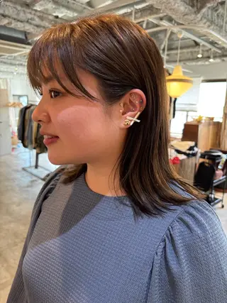 ミディアム カラー Hayashi Shioriのヘアスタイル