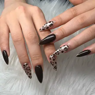 ネイル SHION  のネイルデザイン