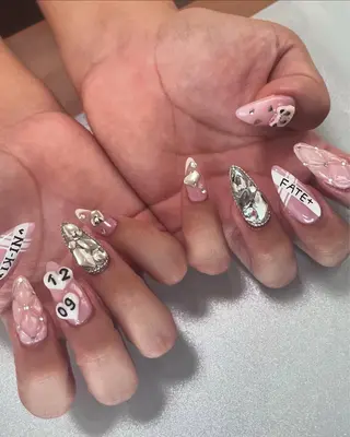 ネイル AZNAIL matsudaのネイルデザイン