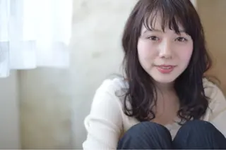 ミディアム GLROW haruhiのヘアスタイル