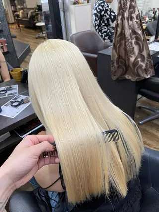 ロング カラー ANDIAMO SAKAE  楓のヘアスタイル