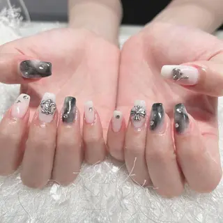 ネイル マツエク・マツパ アイブロウ Nail&eye Belire 新宿のネイルデザイン