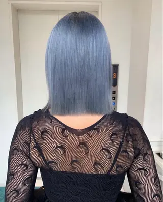 ミディアム カラー 森田 三琴のヘアスタイル