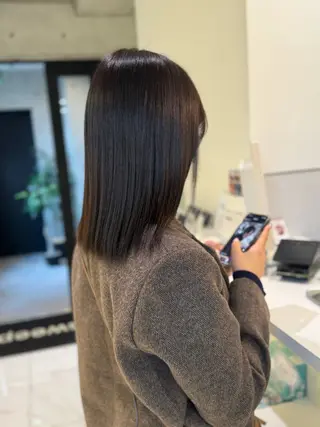 ミディアム karina🌿レイ ヤーカット/髪質改善のヘアスタイル