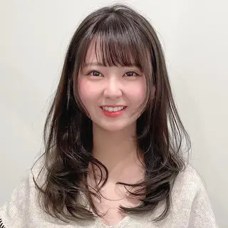 ロング 🌹ハッシュカット、 レイヤー韓国ヘア🌹のヘアスタイル