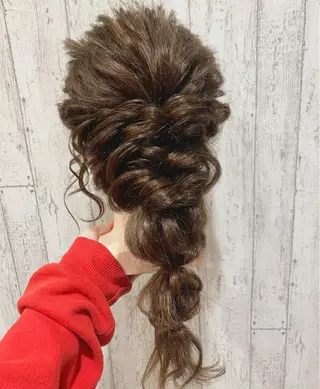 セミロング ヘアアレンジ 古沢 みづきのヘアスタイル