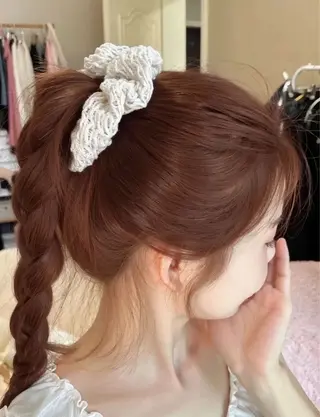 カラー rinka／暖色 ブリーチのヘアスタイル