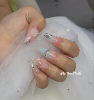 セミロング Pio Mielのネイルデザイン