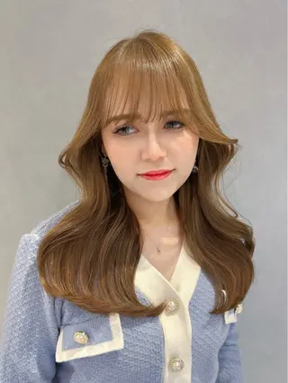 ロング まなり See.のヘアスタイル