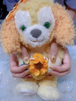 ミディアム カラー パンダ ネイルのネイルデザイン