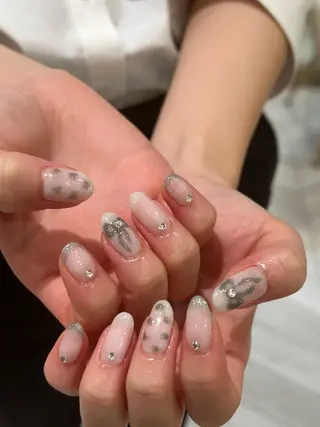 ネイル ꪆৎ平行アーチ ྀི ワカナの眉毛・アイブロウイメージ