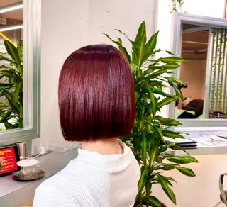 ミディアム カラー パーマ 普通の美容室じゃない ‼️/若林のヘアスタイル