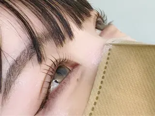 マツエク・マツパ TRIPLE-ef所属・菅澤 朱梨のマツエク・マツパデザイン