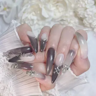 ネイル Oomiya 服部のネイルデザイン